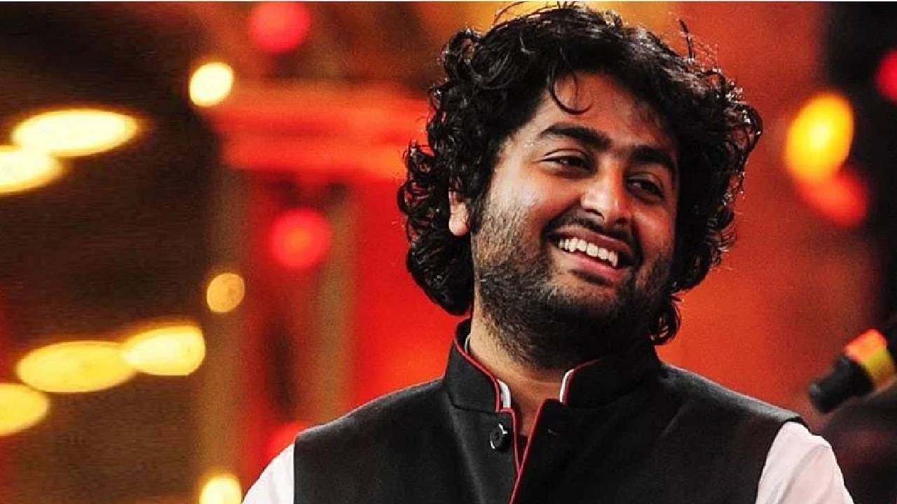 आता खऱ्या अर्थाने मोकळी जागा..; अरिजीतच्या निवृत्तीच्या निर्णयावर प्रसिद्ध गायिका खुश आता खऱ्या अर्थाने मोकळी जागा..; अरिजीतच्या निवृत्तीच्या निर्णयावर प्रसिद्ध गायिका खुश