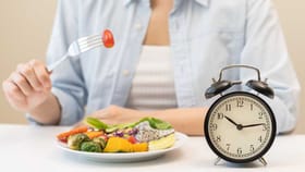 वजन कमी करायचे आहे, तर रात्री डीनरमधून हे 5 पदार्थ वगळा.