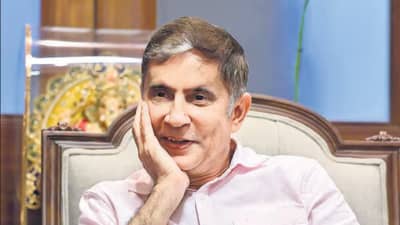 मुंबई महापालिका आयुक्तांच्या पगारावर टांगती तलवार, कोर्टाने दिले आदेश, पण नेमकं काय घडलं?