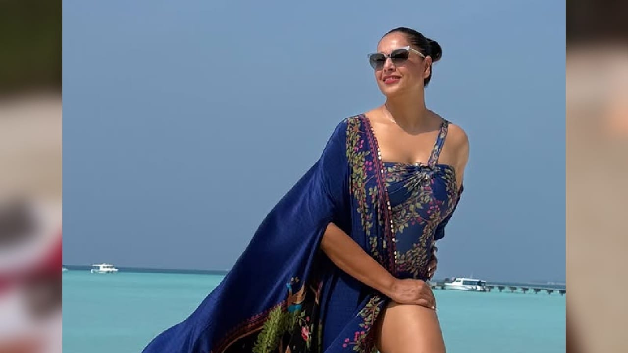 आम्ही बॉलिवूड अभिनेत्री बिपाशा बसु हिच्याबद्दल बोलत आहोत.  जिने नुकताच तिचा 47 वा वाढदिवस साजरा केला असून सेलिब्रेशनची झलक चाहत्यांसोबत शेअर केली आहे. 