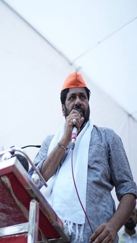 Chandrapur : नागभीडमधील मुंथुर किडनी प्रकरण, बच्चू कडूंच्या नेतृत्वाखाली 11 किमी पायी मोर्चा.