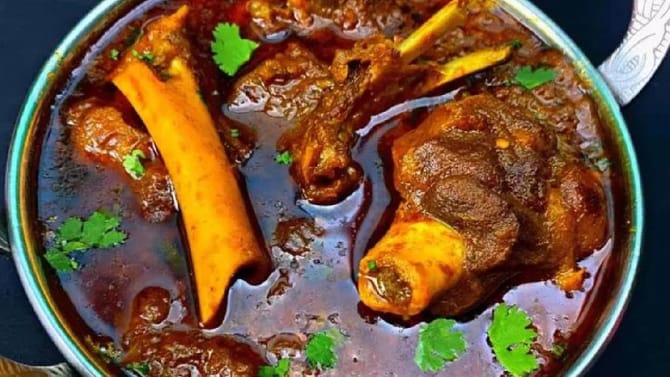 चिकन की मटण, शरीराला नेमकं काय चांगलं? जाणून घ्या सविस्तर...