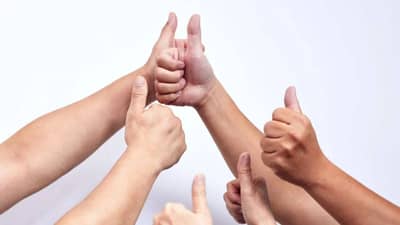 तुम्ही मुलांना ‘या’ 4 मार्गांनी शिस्त शिकवता का? जाणून घ्या