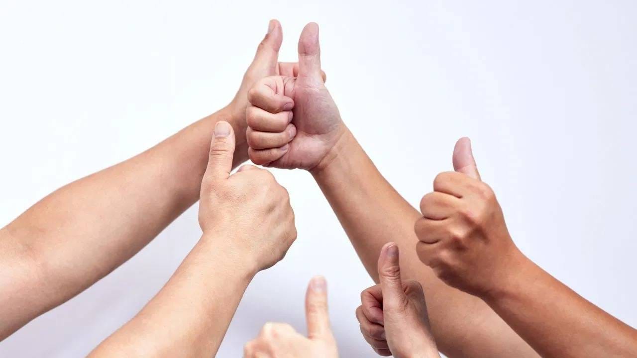 तुम्ही मुलांना ‘या’ 4 मार्गांनी शिस्त शिकवता का? जाणून घ्या तुम्ही मुलांना ‘या’ 4 मार्गांनी शिस्त शिकवता का? जाणून घ्या