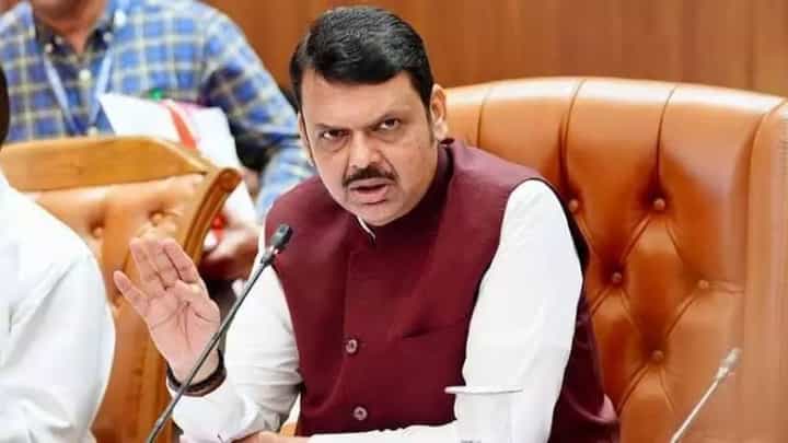 मराठी भाषेसाठी लँग्वेज लॅब तयार करणार - देवेंद्र फडणवीस मराठी भाषेसाठी लँग्वेज लॅब तयार करणार - देवेंद्र फडणवीस