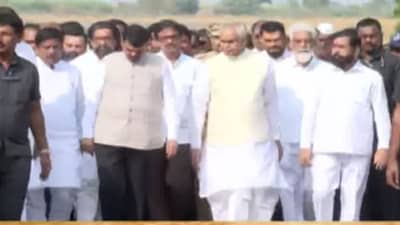 Ajit Pawar Death in Plane Crash : मुख्यमंत्री फडणवीस, एकनाथ शिंदे बारामतीच्या रुग्णालयात दाखल