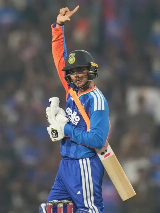 भारतसााठी टी 20i क्रिकेटमध्ये वेगवान अर्धशतक लगावणारे बॅट्समन, पहिल्या स्थानी कोण?