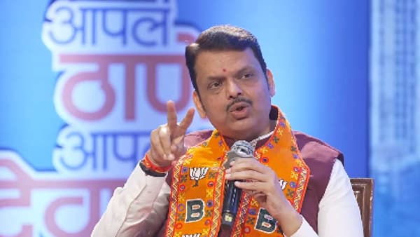 Thane Election 2026 : आता ठाण्याचा प्रवास एसी लोकलमध्ये, तिकीट मात्र वाढणार नाही, फडणवीसांची मोठी घोषणा!