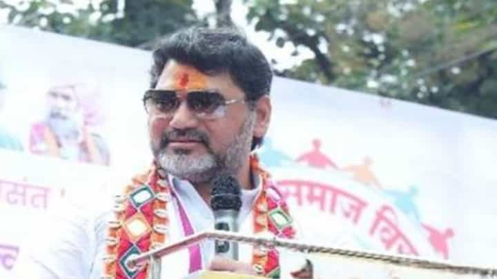 मौका सभी को मिलता है! भाषणातून धनंजय मुंडेंची डायलॉगबाजी मौका सभी को मिलता है! भाषणातून धनंजय मुंडेंची डायलॉगबाजी