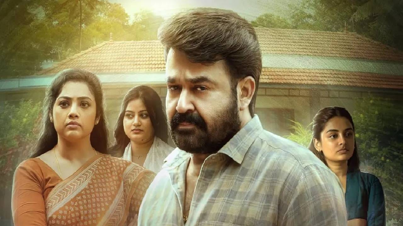 'दृश्यम 3'च्या प्रदर्शनाची तारीख जाहीर करत मोहनलाल यांनी लिहिलं, 'वर्ष सरले, भूतकाळ नाही बदलला. दृश्यम 3 जगभरात 2 एप्रिल 2026 रोजी प्रदर्शित होणार आहे.' त्यांनी पोस्ट केलेल्या व्हिडीओमध्ये एक जुना टेलिव्हिजन सेट, एक फावडा, पाण्यात बुडालेली कार, एक मोबाइल फोन, एक पिवळी बॅग, एक सीसीटीव्ही कॅमेरा आणि एक स्क्रिप्ट पहायला मिळतेय. 
