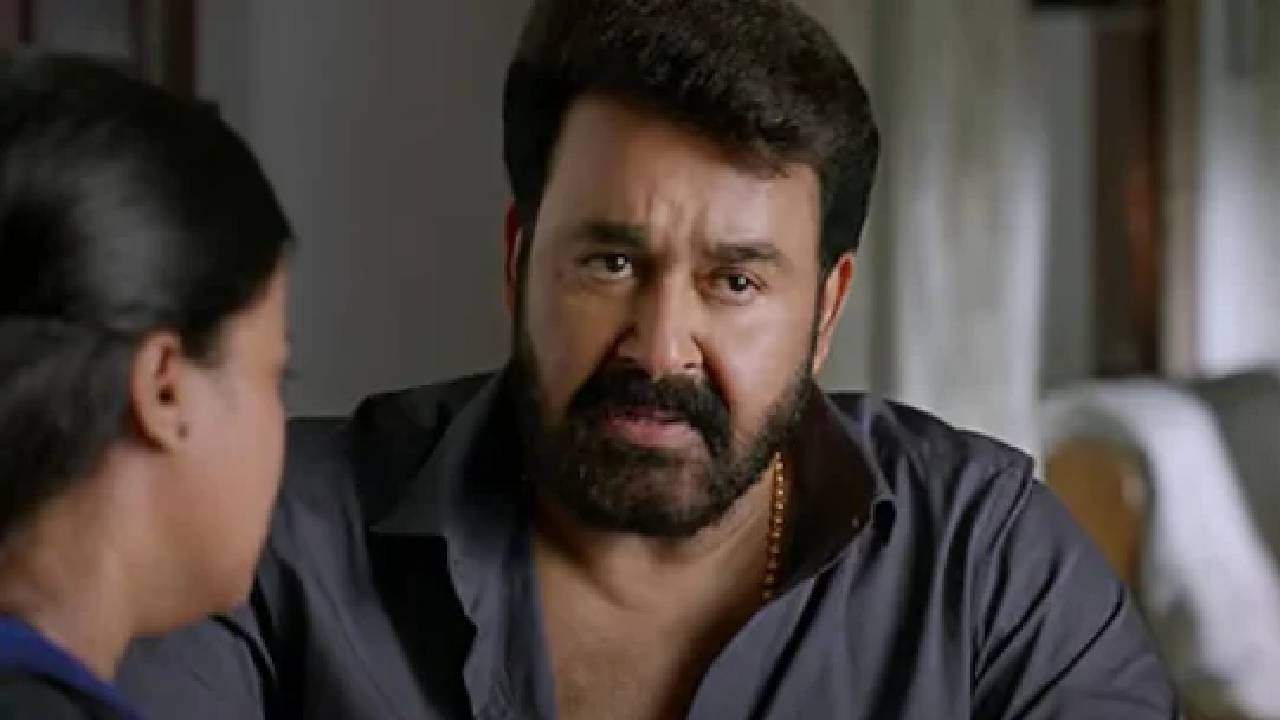 'दृश्यम' हा चित्रपट प्रत्येक भाषेत सुपरहिट ठरला आहे. जीतू जोसेफच्या मूळ मल्याळम चित्रपटात साऊथ सुपरस्टार मोहनलाल यांची मुख्य भूमिका आहे. 'दृश्यम'चा तिसरा भाग लवकरच प्रेक्षकांच्या भेटीला येणार आहे. या चित्रपटाविषयी प्रेक्षकांमध्ये प्रचंड उत्सुकता आहे. 
