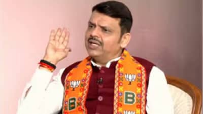 Devendra Fadanvis : त्यांच्याकडे उमेदवारच नव्हते, मग काय आम्हीच आमच्याविरोधात उमेदवार द्यायचा का? बिनविरोधच्या मुद्द्यावरून फडणवीस यांनी विरोधकांना घेरलं