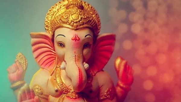 Vastu Shastra : बुधवारच्या दिवशी करा हे सोपे उपाय, गणपती बाप्पाच्या आशीर्वादाने घरात येईल बरकत