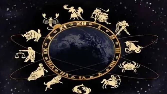 सूर्य गोचर करताच 3 राशींवर संकटांचा डोंगर, भयानक अडचणी येणार!