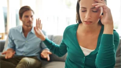 धक्कादायक! नवऱ्याच्या त्या वाईट सवयीबद्दल समजताच महिलेचा 30 वर्षांचा संसार झाला उद्ध्वस्त, सवय ऐकून तुमचाही चढेल पारा