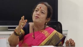 20217 नंतर निवडणुका का घेतल्या नाही? किशोरी पेडणेकर यांचा सवाल