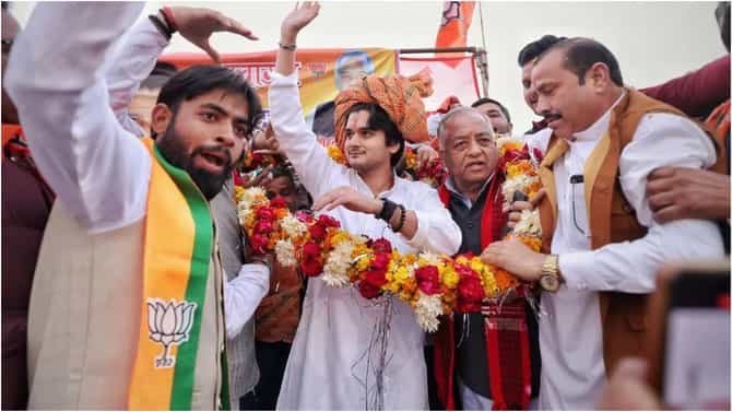 मध्य प्रदेश क्रिकेट असोसिएशनचे अध्यक्ष महाआर्यमन यांचा अपघात, झालं असं की...
