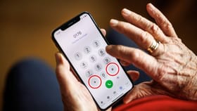GK : फोनच्या डायलर पॅडवर का असतात * आणि # ही चिन्हं ?.