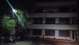 ऑफिसमध्ये काम करत होते अन् तेवढ्यात... मुंबईतील तरुणांवर मध्यरात्री.