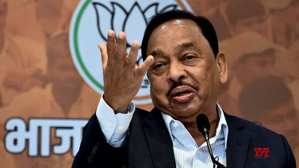 आमचे कौटुंबिक संबंध, राणे साहेबांना... राणेंना भोवळ येताच ठाकरेंचा आमदार भावूक, म्हणाला त्यांच्या प्रकृतीची...