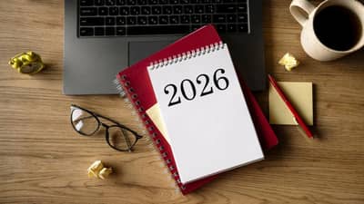 झोपण्यापासून ते बोलण्यापर्यंत, नव्या वर्षात स्वत:मध्ये करा हे बदल, होईल मोठा परिणाम