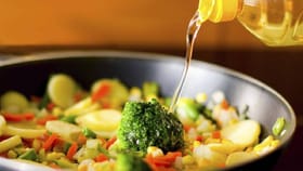 घरात चार जण असतील तर किती तेल वापरावं, जाणून घ्या महत्वाची माहिती.