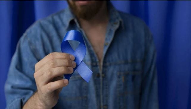 आजकाल कर्करोग होण्याचे प्रमाण खूपच वाढले आहे. पुरुषांमध्ये तर प्रोस्टेट कॅन्सर होण्याचे प्रमाण खूपच वाढले आहे. प्रोस्टेट कॅन्सरची लक्षणं सुरुवातीला दिसत नाहीत. परंतु हा कर्करोग झाल्यावर शरीराचे खूप नुकसान होऊ शकते. याच कारणामुळे प्रोस्टेट कॅन्सरची लक्षणं काय आहेत, काय खबरदारी घ्यायला हवी हे जाणून घेऊ या..