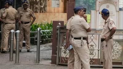 स्मशानभूमीतून परतताना भर रस्त्यात गाठले अन् पुढच्या क्षणी..., पुणे साखळी बॉम्बस्फोटातील आरोपीची हत्या, CCTV मध्ये थरार कैद