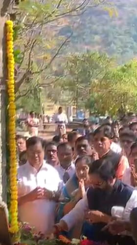 मासाहेब जिजाऊंच्या जयंतीनिमित्त रायगडावर भव्य जन्मोत्सव.