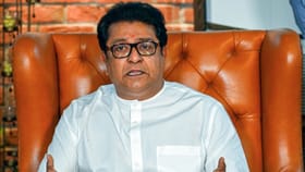 पळवापळवी की किडनॅप? मतदानाआधीच मनसेचे दोन उमेदवार गायब, राज ठाकरेंची.