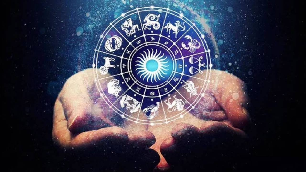 Daily Horoscope : 3 राशींच्या आयुष्यात होणार मोठी उलथापालथ, 12 ...
