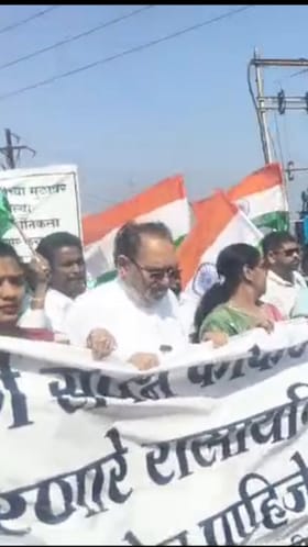 रत्नागिरीत हुसेन दलवाईंच्या नेतृत्वात मोर्चा.