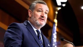 India-US ट्रेड डील अजून का होत नाहीय? अडथळ आणणाऱ्यांची नाव जाहीर.