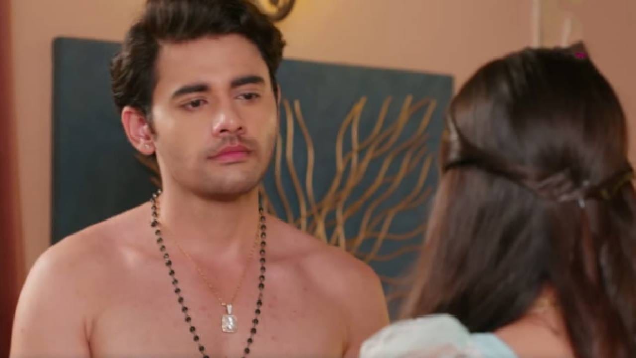 'रिमझिम: छोटी उम्र बडा सफर' या मालिकेतील मुख्य अभिनेत्री यशिका शर्मा ही फक्त 16 वर्षांची असल्याचं म्हटलं जात आहे. तर यातील अभिनेता हिमांशू हा 24 वर्षांचा आहे. 
