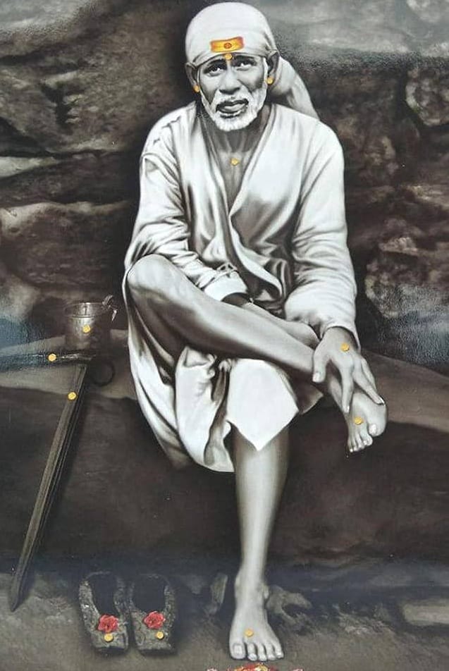 शिर्डी: सलग सुट्ट्या आल्याने अहिल्यानगरात श्री साईबाबांच्या दर्शनासाठी भक्तांची मोठी गर्दी उसळली