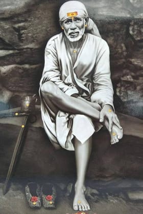 शिर्डी: सलग सुट्ट्या आल्याने अहिल्यानगरात श्री साईबाबांच्या दर्शनासाठी भक्तांची मोठी गर्दी उसळली.