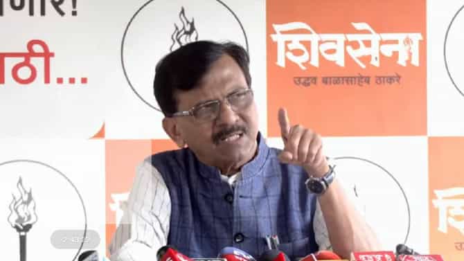 बिनविरोध निवडणुकीवरून संजय राऊत यांचा गंभीर आरोप, म्हणाले, भाजपा आणि शिंदेंचे छपरी लोक...