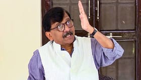 हरामाचा पैसा वाटला जातोय, असं भाजपचाच मंत्री म्हणतोय...- संजय राऊत.