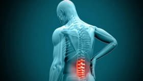 सततचे मणक्याचे दुखणे दुर्लक्ष करताय? या गंभीर आजारांचे असू शकतात संकेत.