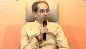 आकडे महायुतीचे, पण मुंबईत महापौर ठाकरेंचा; अदृश्य गणित काय सांगते?.