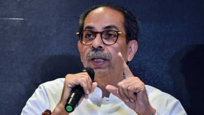 उद्धव ठाकरेंना मोठा धक्का, या मोठ्या महापालिकेत भोपळाही फोडता आला नाही, भाजप सुसाट