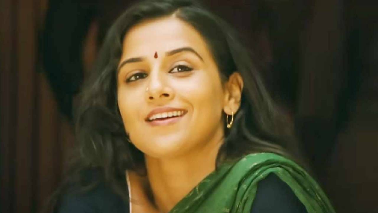 हा चित्रपट खूप वादात सापडला. पण या चित्रपटातील तिच्या धाडसी आणि कसदार भूमिकेची केवळ चर्चाच झाली नाही तर तिला एका वेगळ्याच पातळीवर नेले. हा चित्रपट होता "द डर्टी पिक्चर". तो विद्या बालनच्या कारकिर्दीत एक महत्त्वाचा टप्पा ठरला. या चित्रपटातून तिला मिळालेले यश आणि ओळख तिच्या कारकिर्दीतील इतर कोणत्याही चित्रपटाने मिळवली नव्हती.