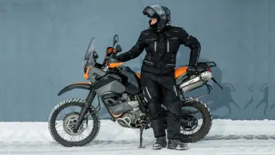 थंडीच्या वातावरणात तुमची बाईक राईड सुरक्षित राहील, फक्त ‘हे’ काम करा, जाणून घ्या