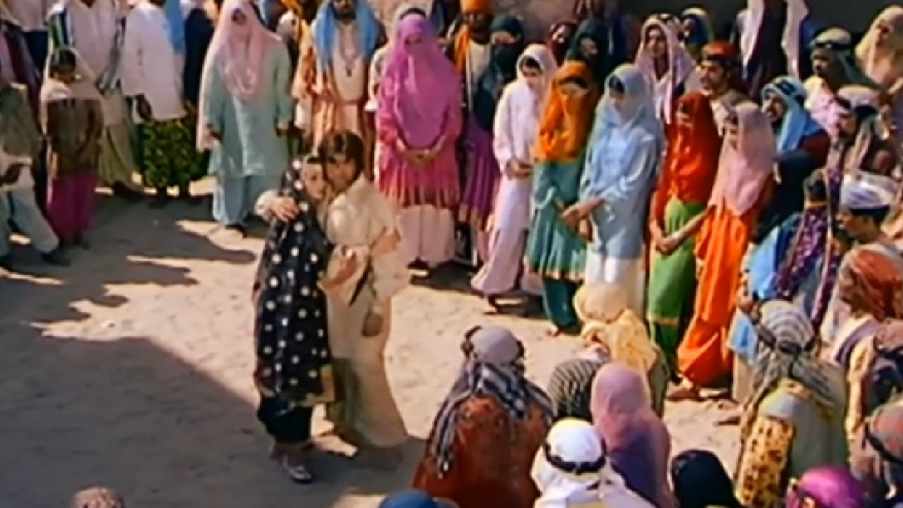 कॅसेट्स विकत घेऊन घराघरांत ही गाणी ऐकली जात होती. मित्रांमध्ये शेअर केली जात होती आणि दुःखाच्या क्षणी या गाण्यांनी लोकांना आधार दिला होता. आज सोशल मीडियावरही ही गाणी ट्रेंड होताना दिसतात आणि विशेष म्हणजे नवी पिढीही त्यांना तेवढ्याच प्रेमाने ऐकत आहे. 