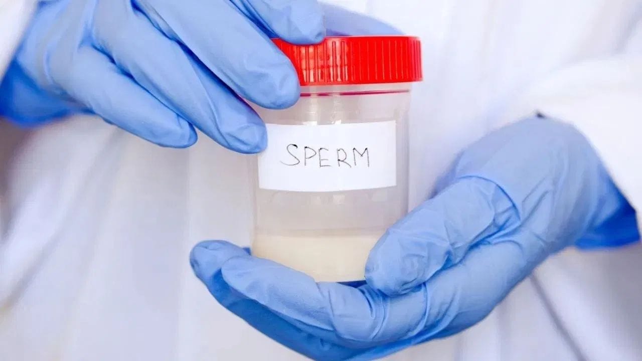 झोपेचा अभाव आणि रात्री उशीरापर्यंत जागण्याची सवय देखील प्रजनन आरोग्यासाठी हानिकारक आहे. सतत जंक फूड आणि पोषक तत्वांचा अभाव असलेला आहार शरीराला कुपोषित करतो.तसेच, शारीरिक हालचालींचा अभाव आणि दीर्घकाळ बसून काम केल्याने शुक्राणूंच्या आरोग्यावर मोठा निगेटिव्ह परिणाम होतो.अशा सवयी कालांतराने गंभीर समस्या निर्माण करू शकतात.