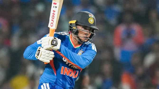 IND vs PAK : वर्ल्ड कपमध्ये उद्या भिडण्याआधी अभिषेक शर्माविषयी, चीड येईल असं पाकिस्तानी क्रिकेटर बोलला