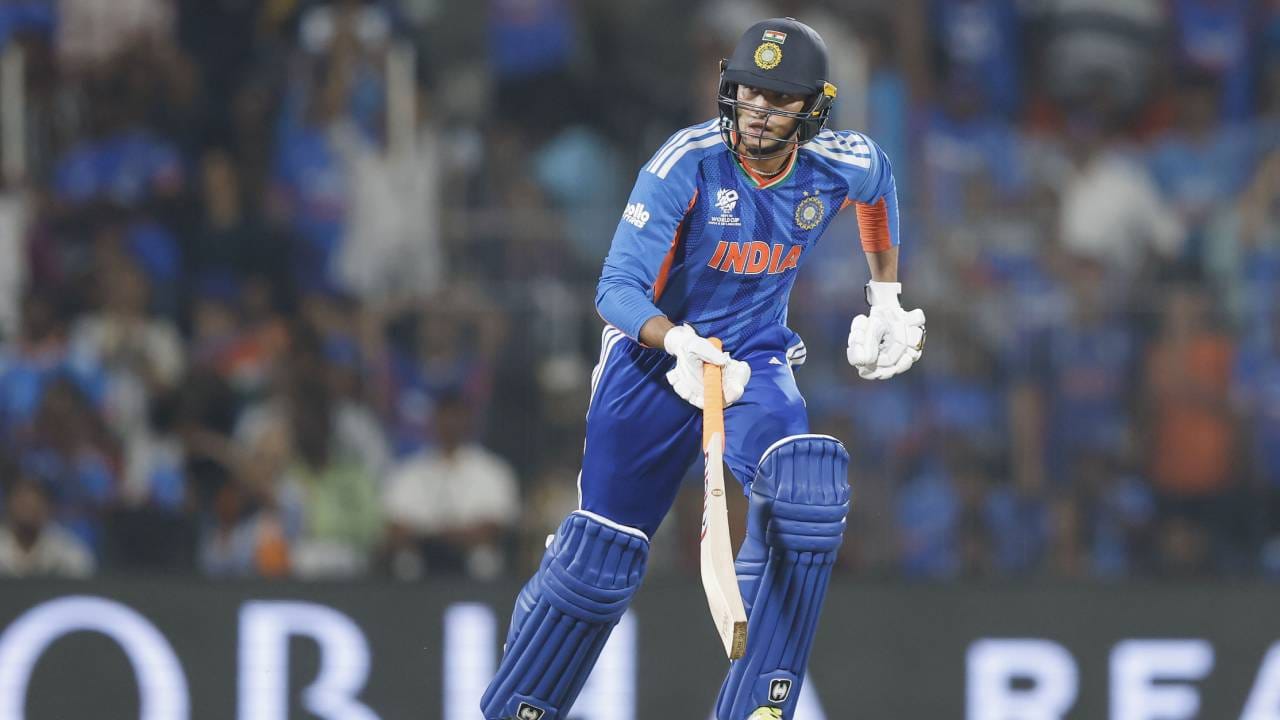 भारतीय सलामीवीरांनी मागच्या पाच सामन्यात एकूण 34 धावा केल्या. यात अभिषेक शर्मा तीन वेळा शून्यावर बाद झाला. तर एकदा इशान किशनला खातं खोलता आलं नव्हतं.  त्यामुळे वारंवर पदरी निराशा पडत होती. पण यावेळी तसं काही झालं नाही. (Photo- BCCI Twitter)