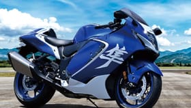 Suzuki ची कोणती स्कूटर आणि बाईक लोकांना आवडते, जाणून घ्या.