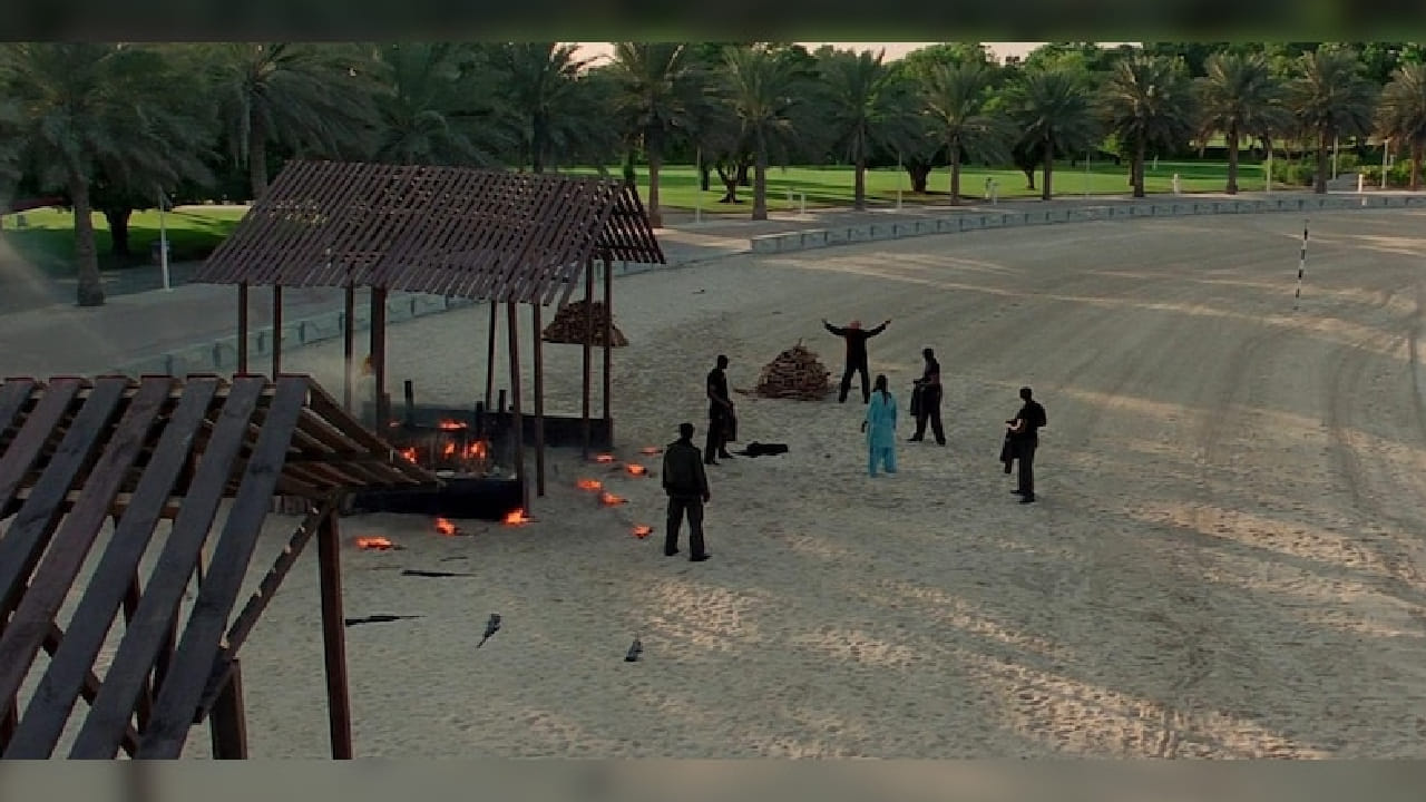 ‘वेलकम’मध्ये अक्षय कुमार, कॅटरीना कैफ, विजय राज, संजय मिश्रा, नाना पाटेकर, अनिल कपूर, परेश रावल, फिरोज खान यांसह अनेक दिग्गज कलाकारांचा समावेश होता. प्रत्येक कलाकाराने आपल्या खास शैलीत प्रेक्षकांचे मन जिंकले.