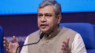 2029 पर्यंत मुंबईपर्यंत बुलेट ट्रेन धावणार -  रेल्वेमंत्री अश्विनी वैष्णव